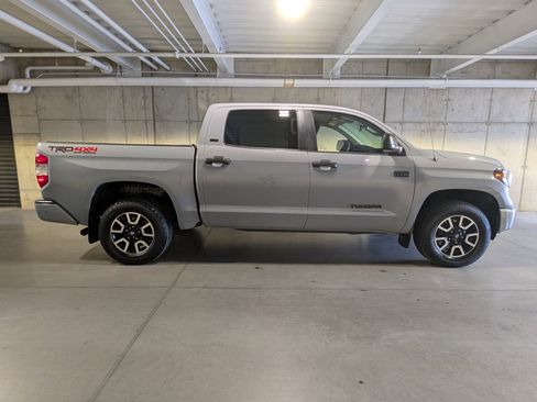 Used 2019 Toyota Tundra SR5 w/ TRD Off Road Package image 10