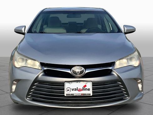 Used 2017 Toyota Camry LE FWD image 4