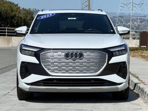 Used 2023 Audi Q4 e-tron Premium Plus w/ Premium Plus RWD image 9