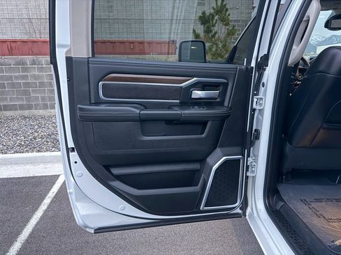 Used 2023 RAM 2500 Laramie image 39