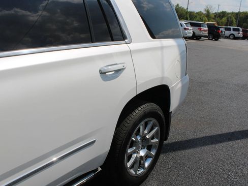 Used 2018 GMC Yukon Denali w/ Open Road Package AWD/4WD image 4