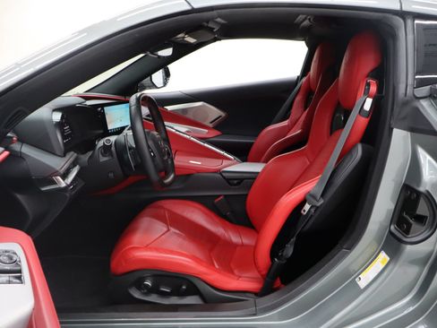 Used 2023 Chevrolet Corvette Stingray Preferred Cpe w/ Z51 Performance Package RWD image 11