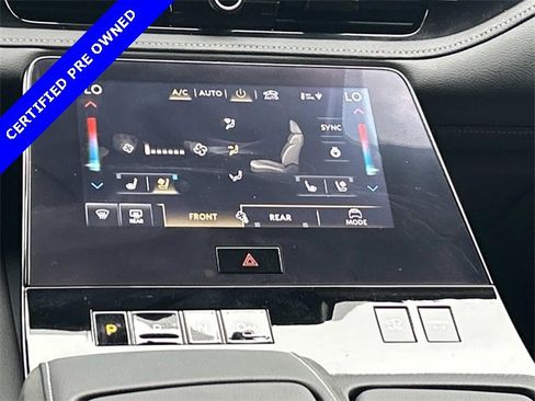 Used 2025 INFINITI QX80 Sensory image 30