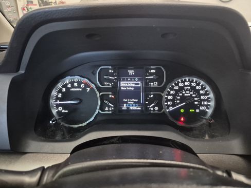 Used 2021 Toyota Tundra SR5 AWD/4WD image 23