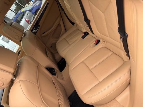 Used 2015 Porsche Macan S AWD/4WD image 53