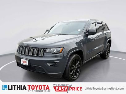 Used 2017 Jeep Grand Cherokee Altitude