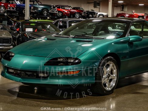 Used 1997 Chevrolet Camaro Z28 RWD image 23