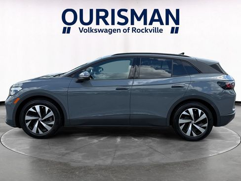 Used 2024 Volkswagen ID.4 2WD image 3