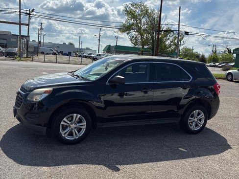 Used 2016 Chevrolet Equinox LS image 2