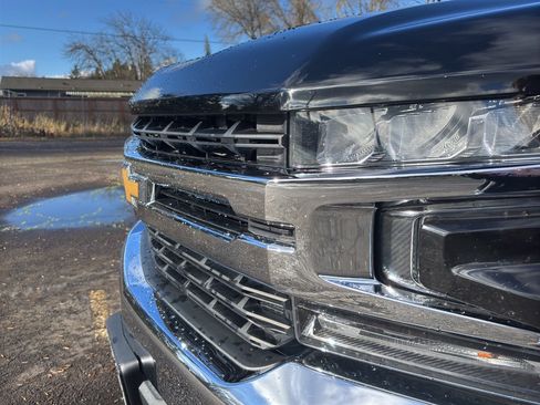 Used 2019 Chevrolet Silverado 1500 LT image 4