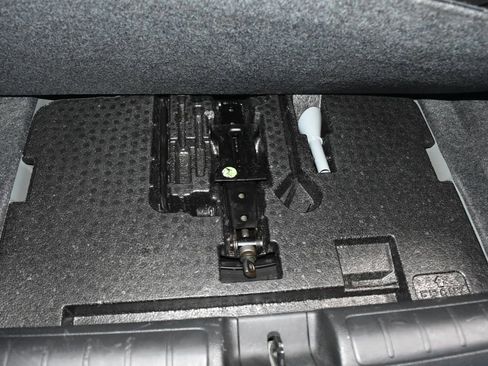 Used 2018 Honda Accord Sport image 32