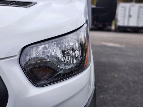 New 2026 Ford Transit 250 148 Medium Roof w/ Load Area Protection Package image 10