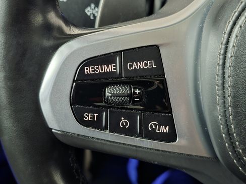 Used 2022 BMW X5 xDrive40i w/ M Sport Package image 26