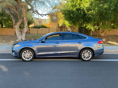 Used 2019 Ford Fusion Energi Titanium image 71