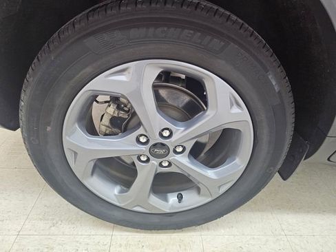 Used 2025 Ford Escape ST-Line AWD/4WD image 19