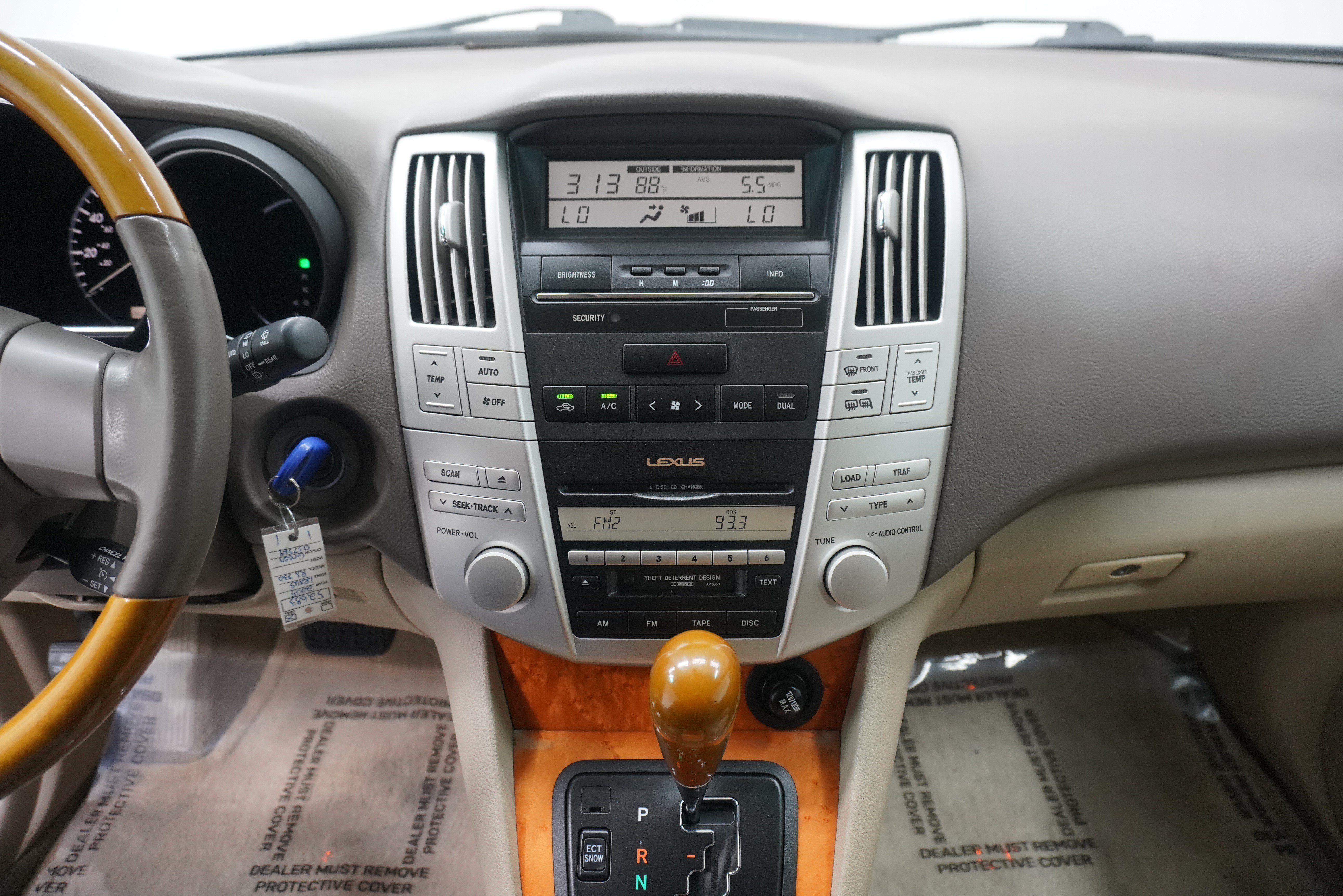 Used 2005 Lexus RX 330 w/ Premium Pkg FWD image 17