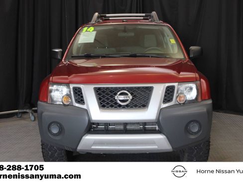 Used 2014 Nissan Xterra S AWD/4WD image 2