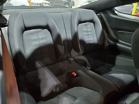 Used 2018 Ford Mustang Coupe w/ Equipment Group 101A RWD image 18