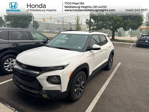Used 2023 Chevrolet TrailBlazer ACTIV w/ Sun and Liftgate Package AWD/4WD image 1