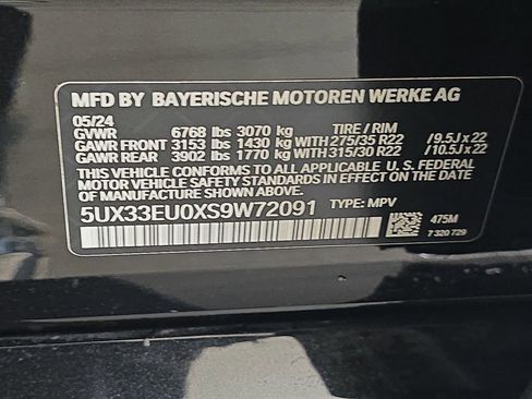 Used 2025 BMW X5 M60i w/ Executive Package image 34