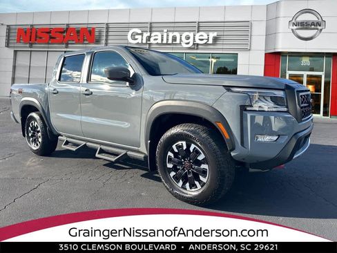 Used 2024 Nissan Frontier PRO-4X w/ Technology Package image 1