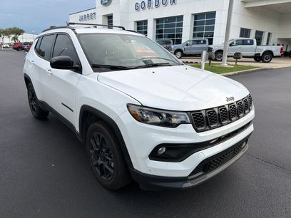 Used 2025 Jeep Compass Latitude w/ Altitude Special Edition