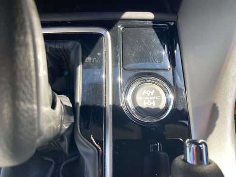 Used 2025 Mitsubishi Eclipse Cross ES AWD/4WD image 24