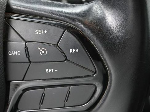 Used 2020 Jeep Cherokee Latitude Plus FWD image 17