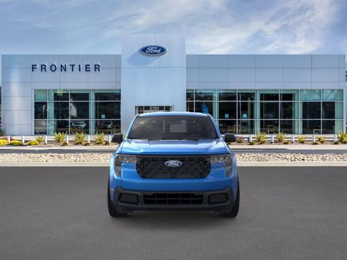 New 2025 Ford Maverick XLT image 6