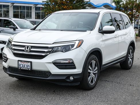 Used 2017 Honda Pilot EX-L image 3