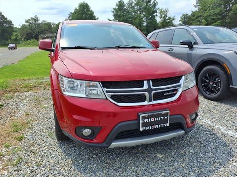 Used 2017 Dodge Journey SXT w/ Comfort/Convenience Group AWD/4WD image 8