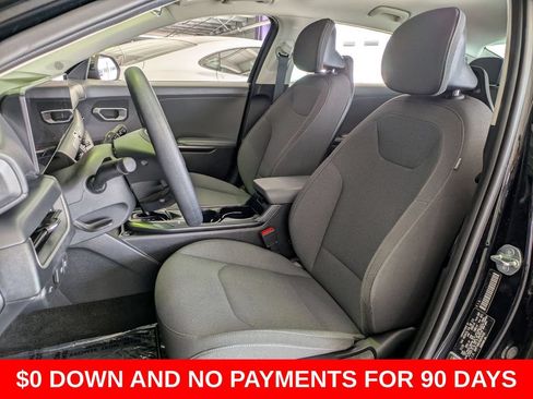 Used 2025 Kia K4 FWD image 23