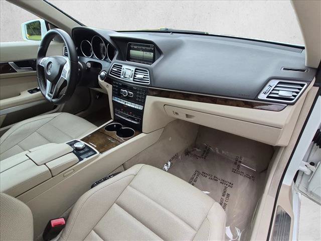 Used 2015 Mercedes-Benz E 550 Cabriolet image 25