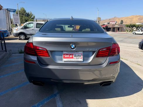 Used 2012 BMW 550i Sedan RWD image 4