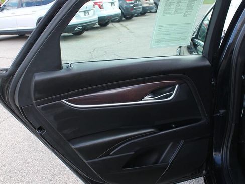 Used 2017 Cadillac XTS Luxury image 15