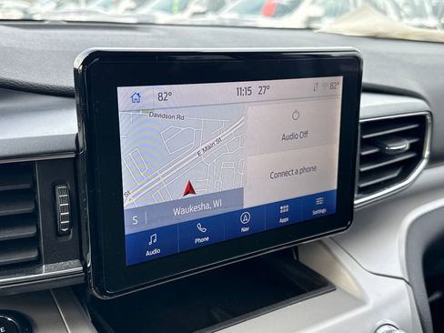 Certified 2023 Ford Explorer XLT w/ Equipment Group 202A image 21