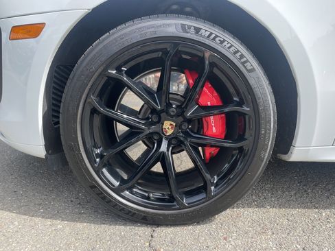 Used 2023 Porsche Macan GTS image 17