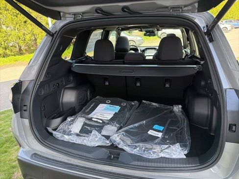 New 2026 Subaru Forester Premium AWD/4WD image 3