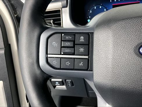 Used 2024 Ford F150 Lariat w/ Equipment Group 502A High AWD/4WD image 18