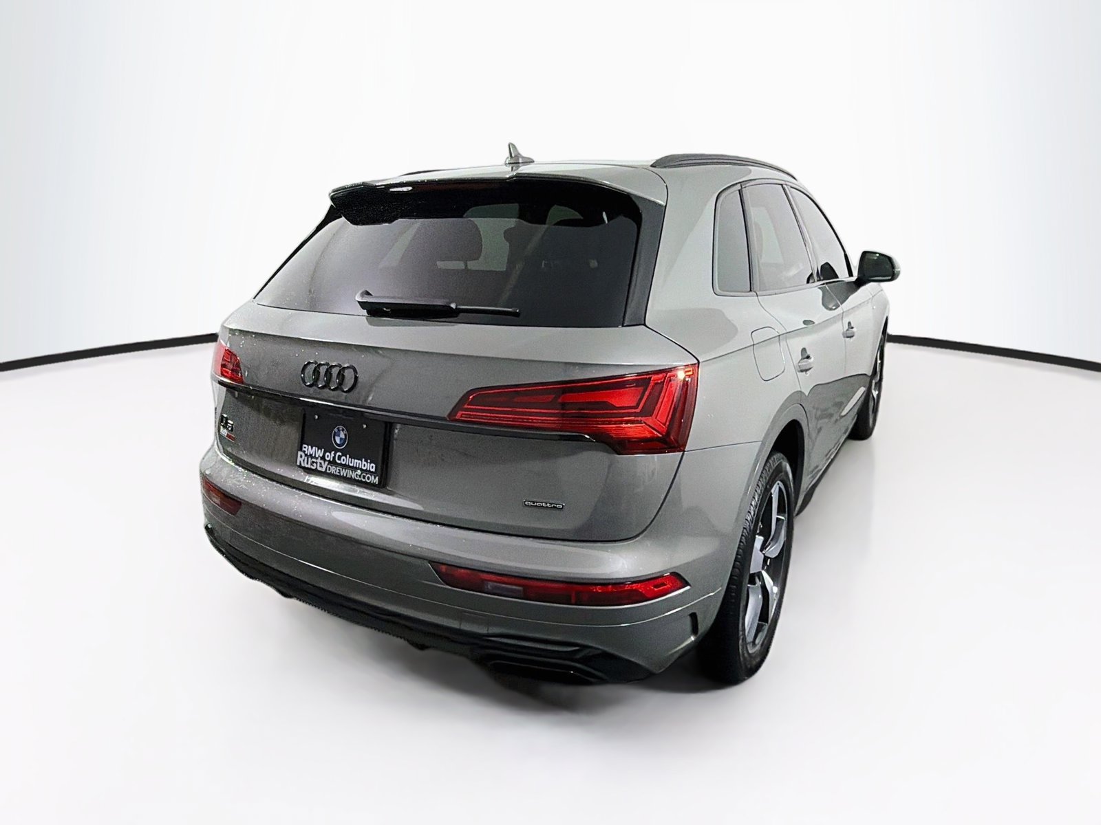Used 2023 Audi Q5 2.0T Premium Plus w/ Premium Plus Package AWD/4WD image 7