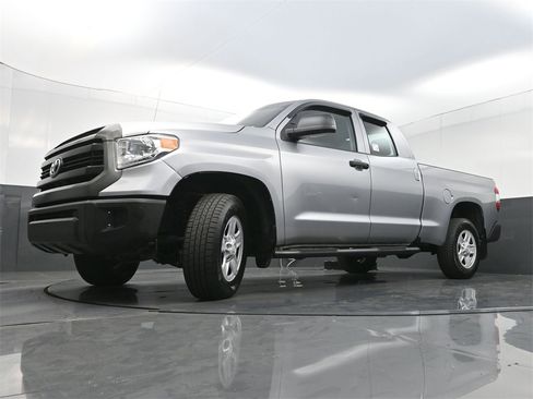 Used 2015 Toyota Tundra SR image 19