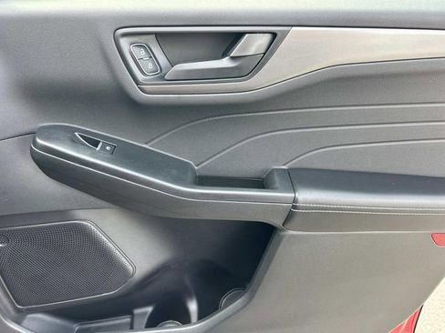 Used 2023 Ford Escape Active image 26