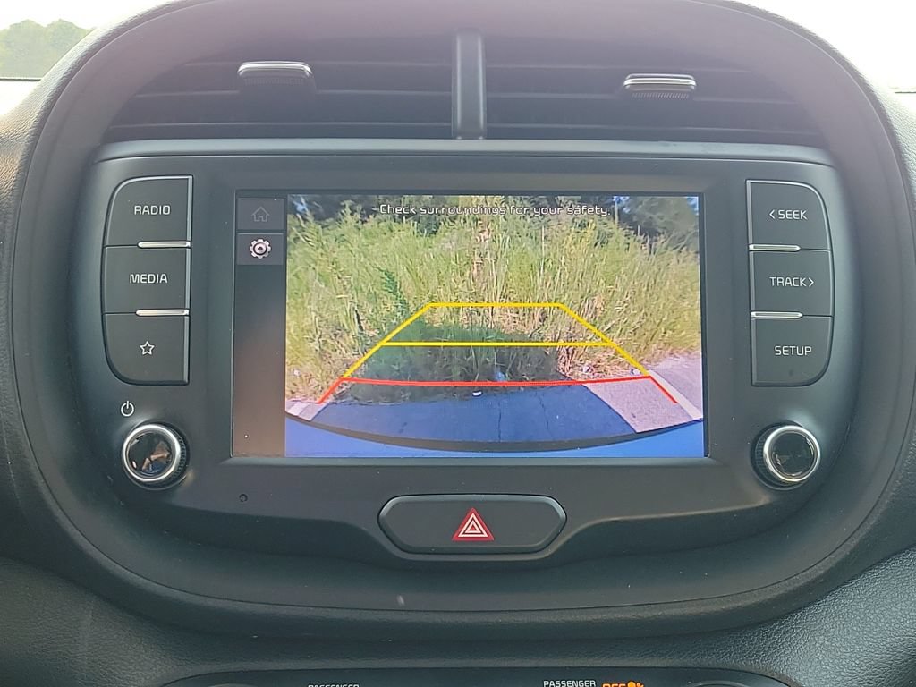 Used 2023 Kia Soul LX w/ Option Group 015 FWD image 18