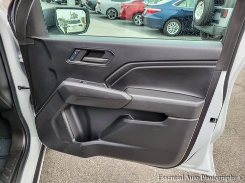 Used 2024 Chevrolet Colorado W/T RWD image 29