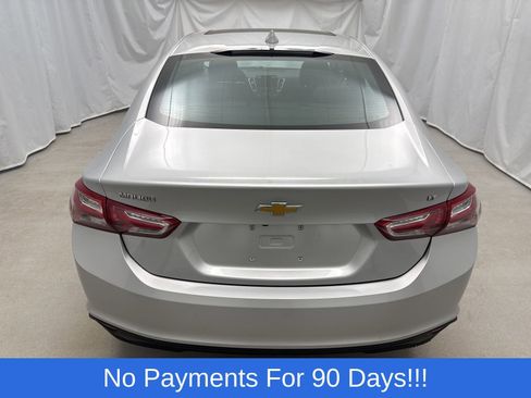 Used 2022 Chevrolet Malibu LT FWD image 4