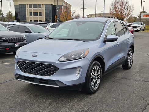 Used 2022 Ford Escape SEL image 11