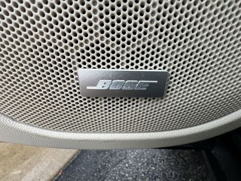 Used 2023 GMC Acadia Denali image 25