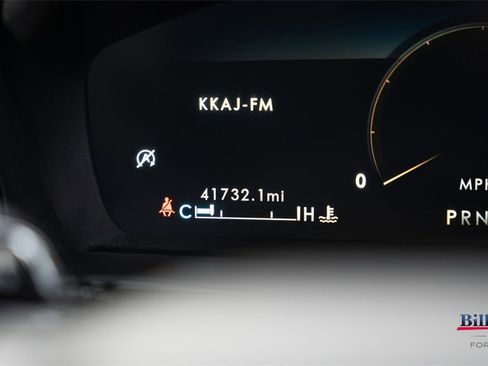 Used 2022 Lincoln Corsair Reserve w/ Equipment Group 201A image 25