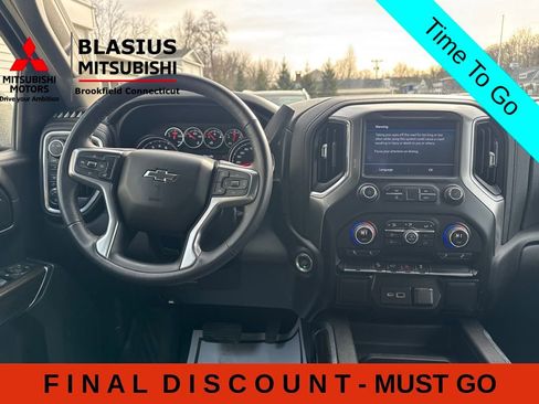 Used 2022 Chevrolet Silverado 1500 LT Trail Boss w/ Bed Protection Package AWD/4WD image 17