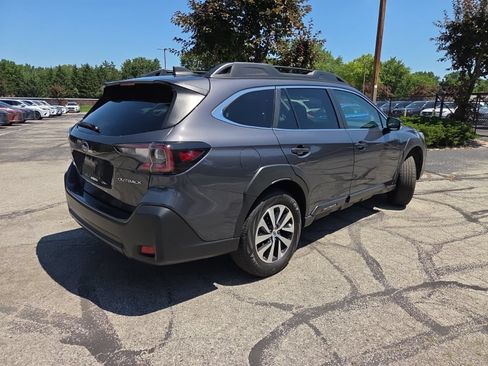 Used 2023 Subaru Outback Premium AWD/4WD image 8